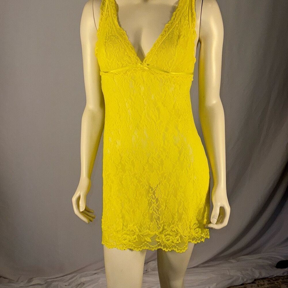 Victoria’s Secret Yellow Lace Slip Dress Size Large - Picture 2 of 14